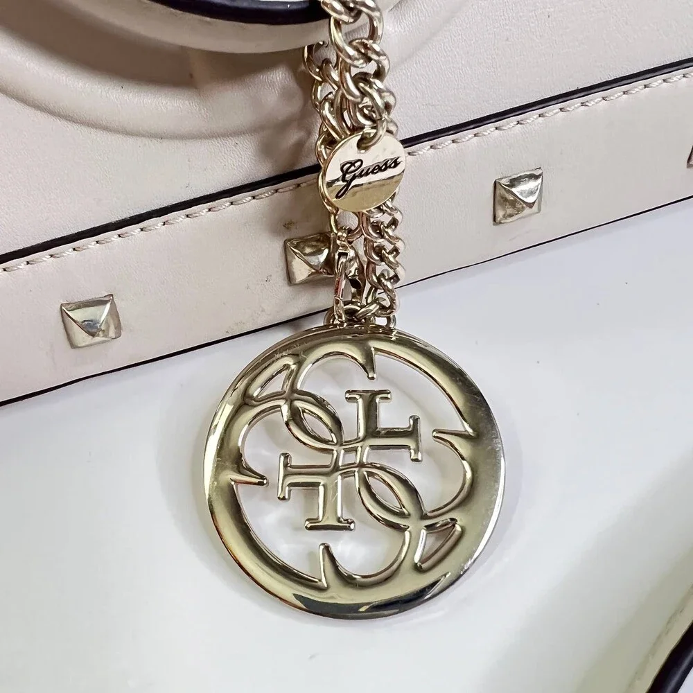 ❤️  Guess Women's Korry Dome Satchel Bag ❤️
